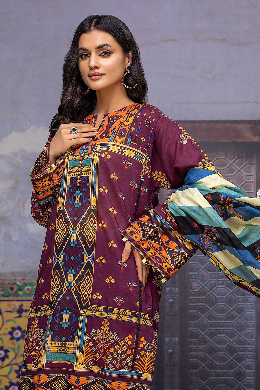 So Kamal “Hum Tum Hain Kamal” Printed Lawn 3Pc Suit DPL 2430