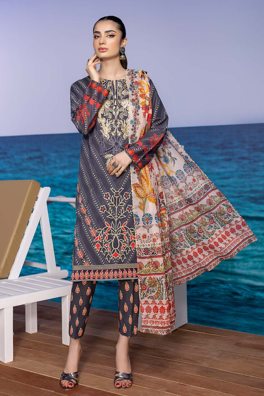 So Kamal Spring Summer Embroidered Lawn 3Pc Suit DPL 2532