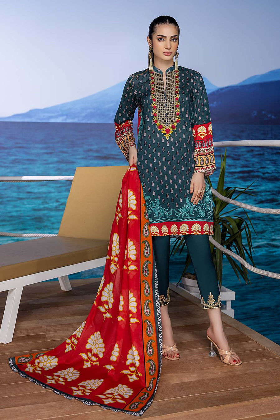 So Kamal Spring Summer Embroidered Lawn 3Pc Suit DPL 2565