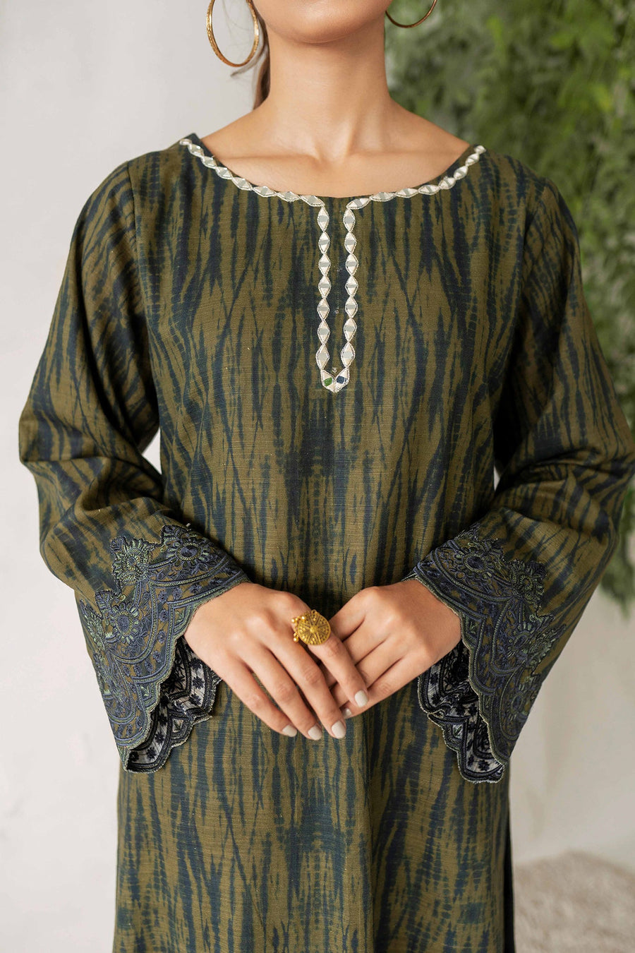 Nuriyaa Winter Tale Embroidered Pret Slub Khaddar 2pc Suit - DIVA