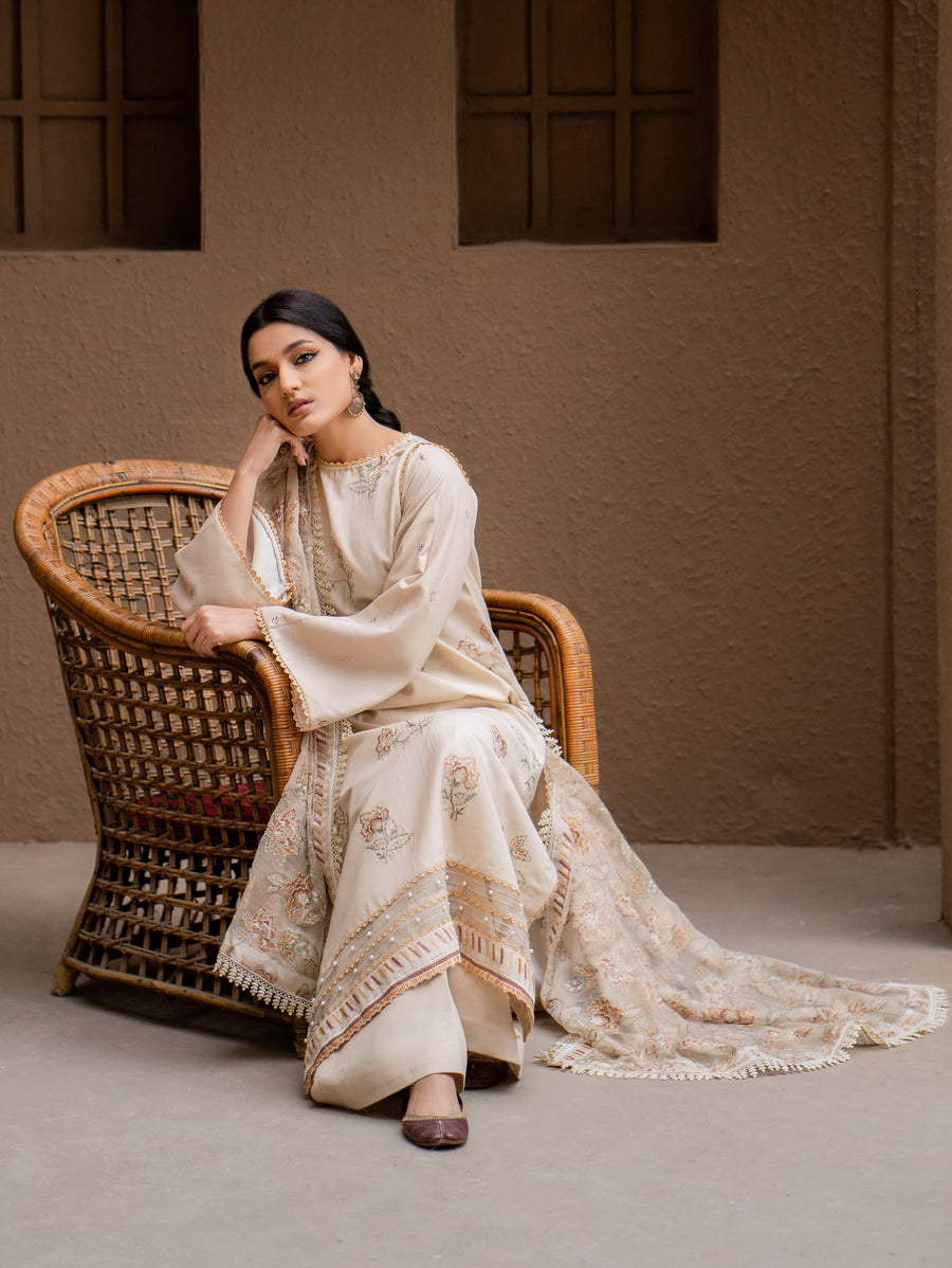 Surmai by Humdum Unstitched Embroidered Lawn Karandi 3Pc Suit D-10