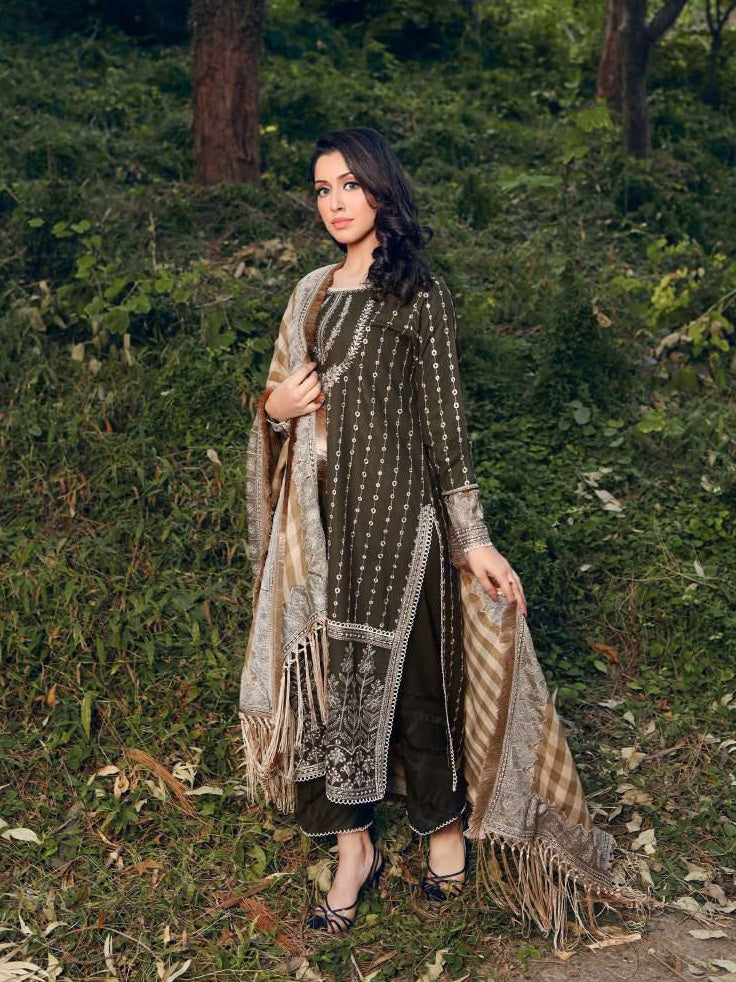 LYLA Winter Shawl Collection '22 Unstitched Embroidered 3Pc Suit D-08