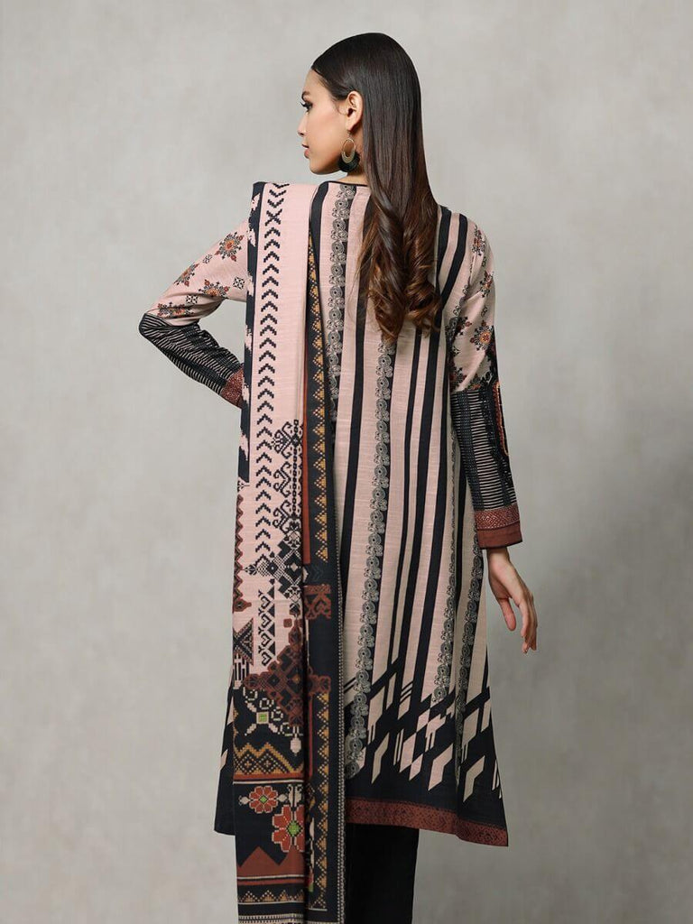 edenrobe Winter Collection Embroidered Khaddar 3pc Suit EWU20W1220173