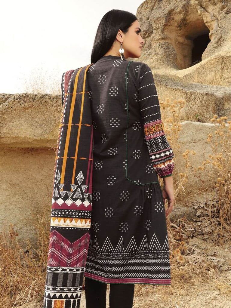 edenrobe Winter Collection Embroidered Khaddar Suit EWU20W1220186 3