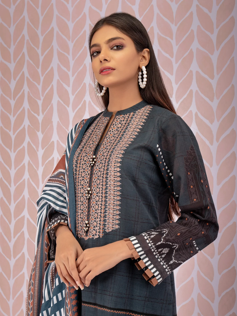 edenrobe Shades of Winter Crepe Embroidered 3pc Suit EWU21V11-21645 - FaisalFabrics.pk