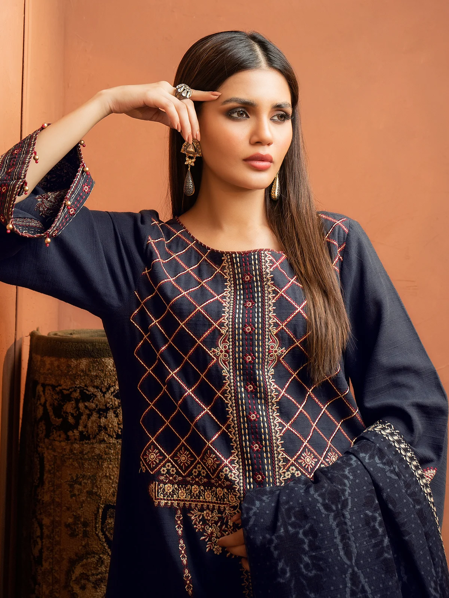 edenrobe Winter Muse Embroidered Khaddar 3pc Suit EWU21V8-21635 - FaisalFabrics.pk