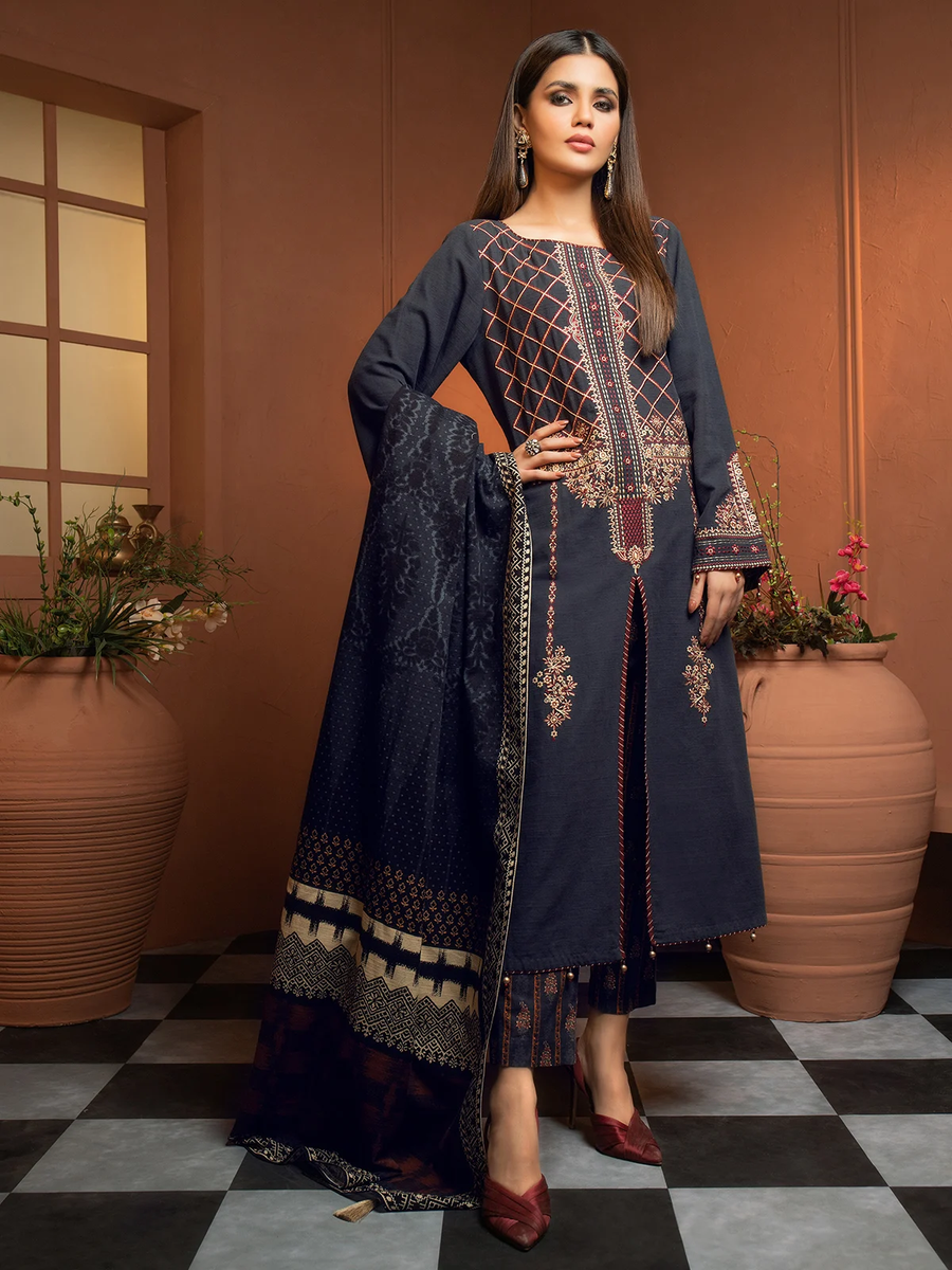 edenrobe Winter Muse Embroidered Khaddar 3pc Suit EWU21V8-21635 - FaisalFabrics.pk