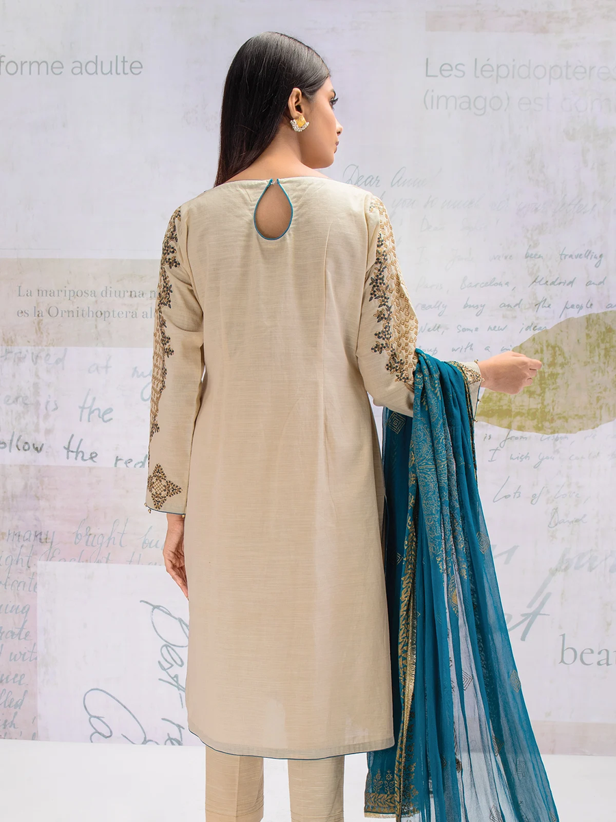 edenrobe Winter Muse Embroidered Khaddar 3pc Suit EWU21V8-21650 - FaisalFabrics.pk