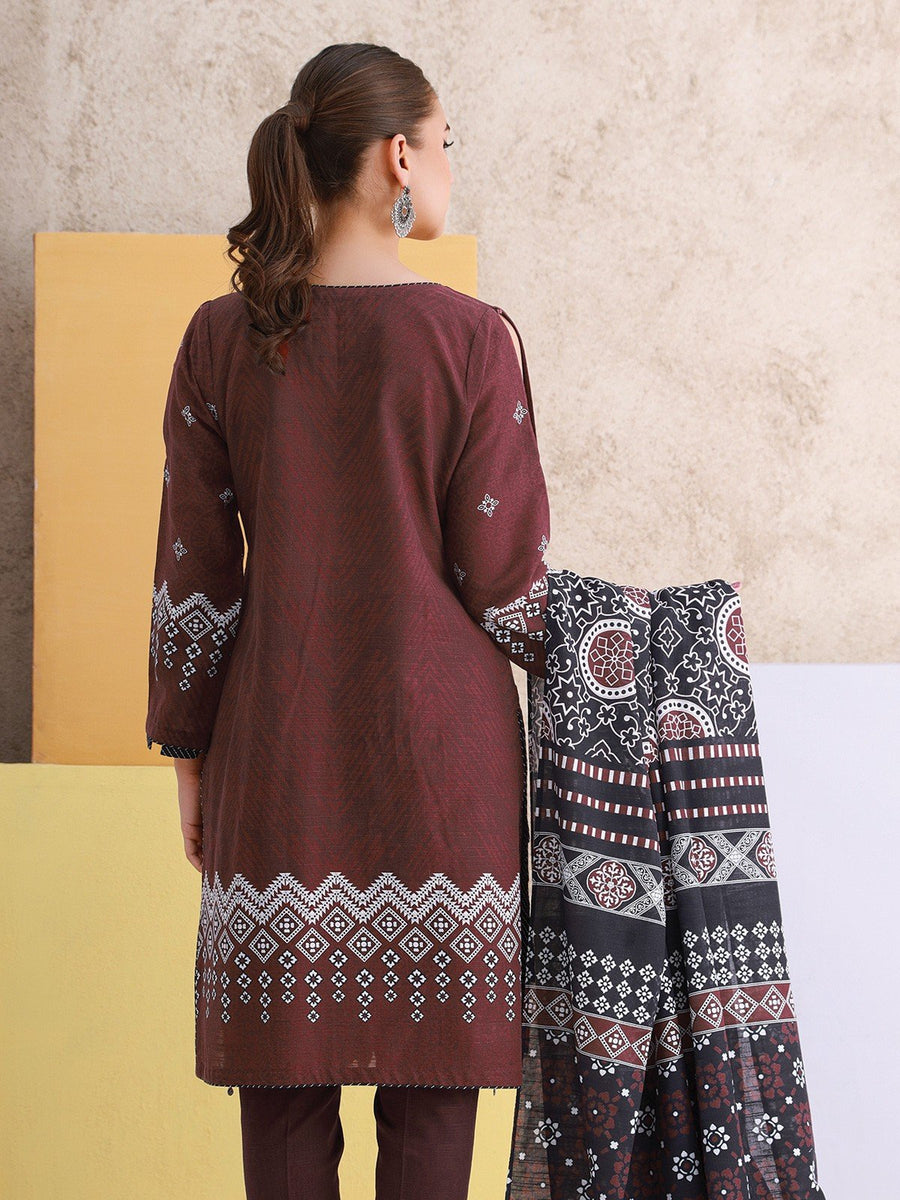 edenrobe Talaash Embroidered Khaddar 3Pc Suit EWU21V8-21672
