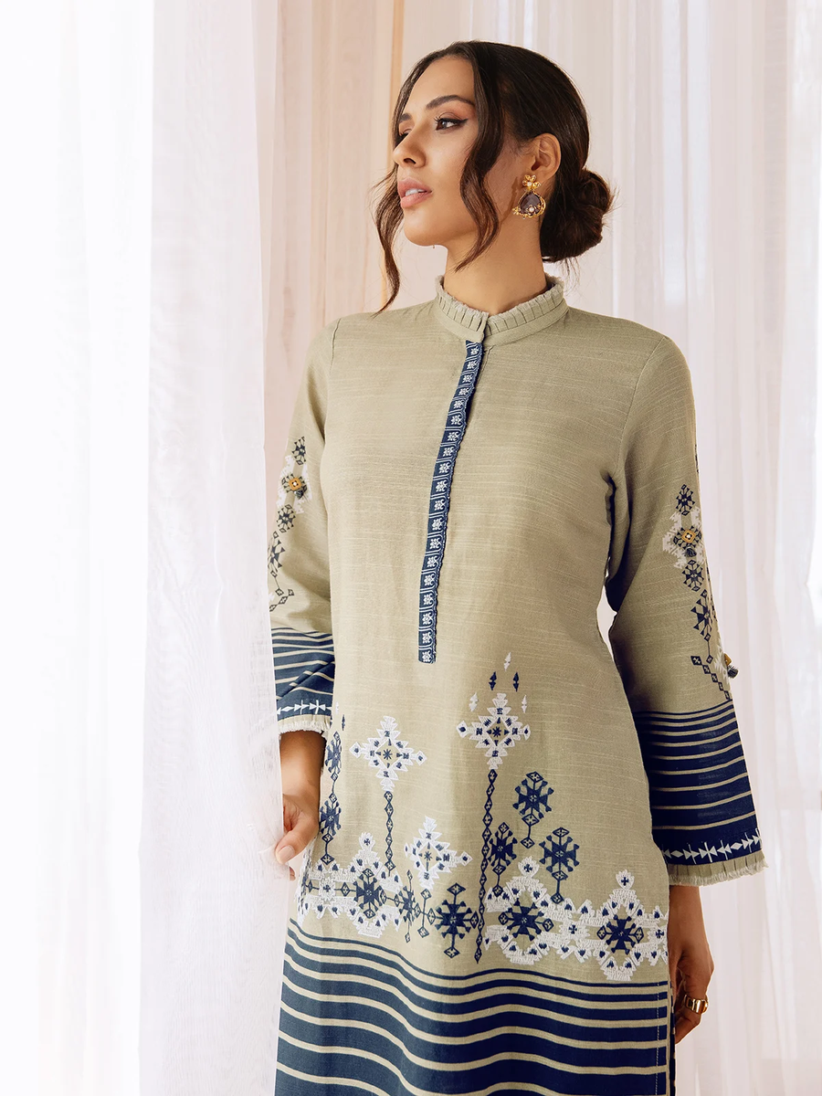 edenrobe Shades of Winter Embroidered Khaddar 1pc Shirt EWU21V8-21703 - FaisalFabrics.pk