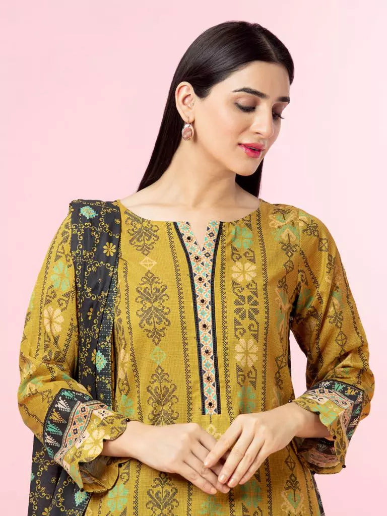 edenrobe Allure Khaddar Unstitched Printed 3Pc Suit EWU22A3-24277