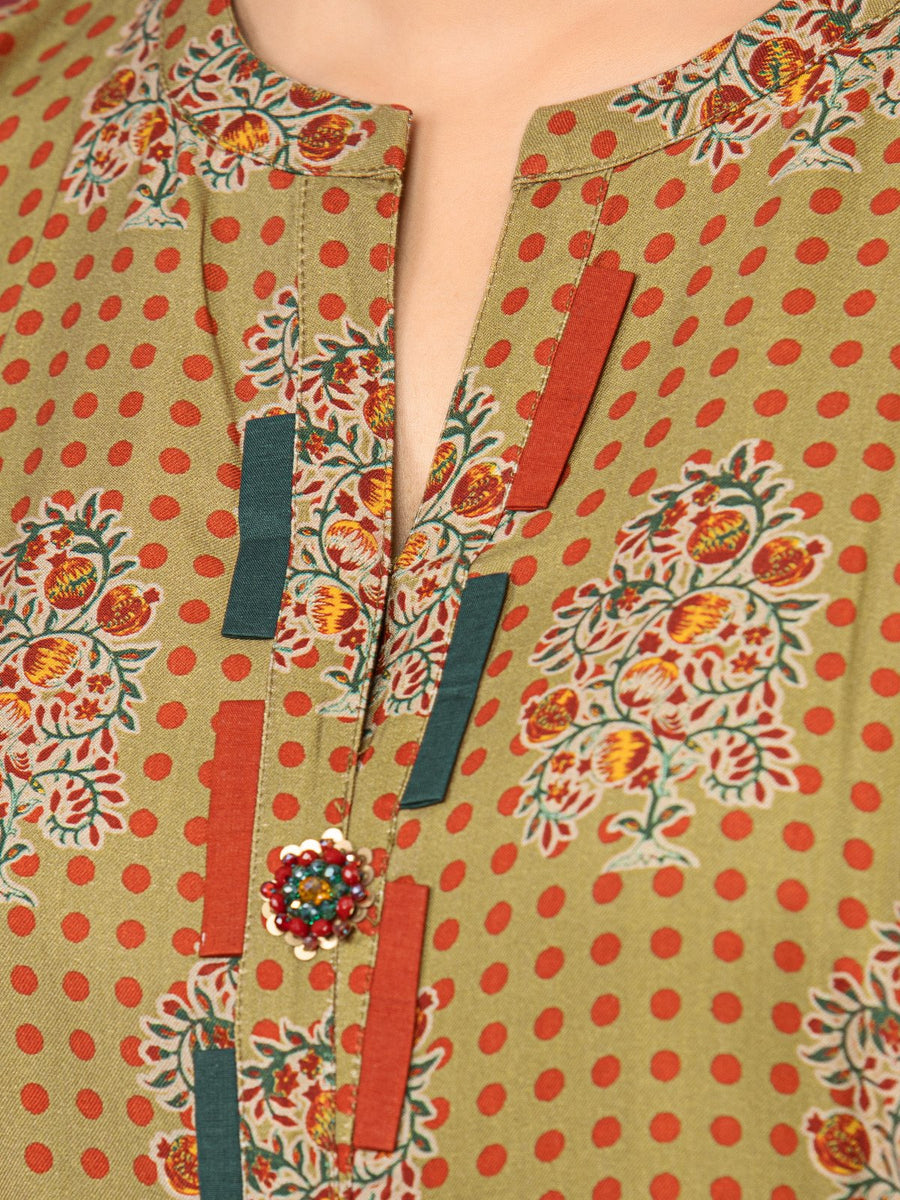 edenrobe Allure Printed Khaddar Unstitched 3Pc Suit EWU22A3-24408