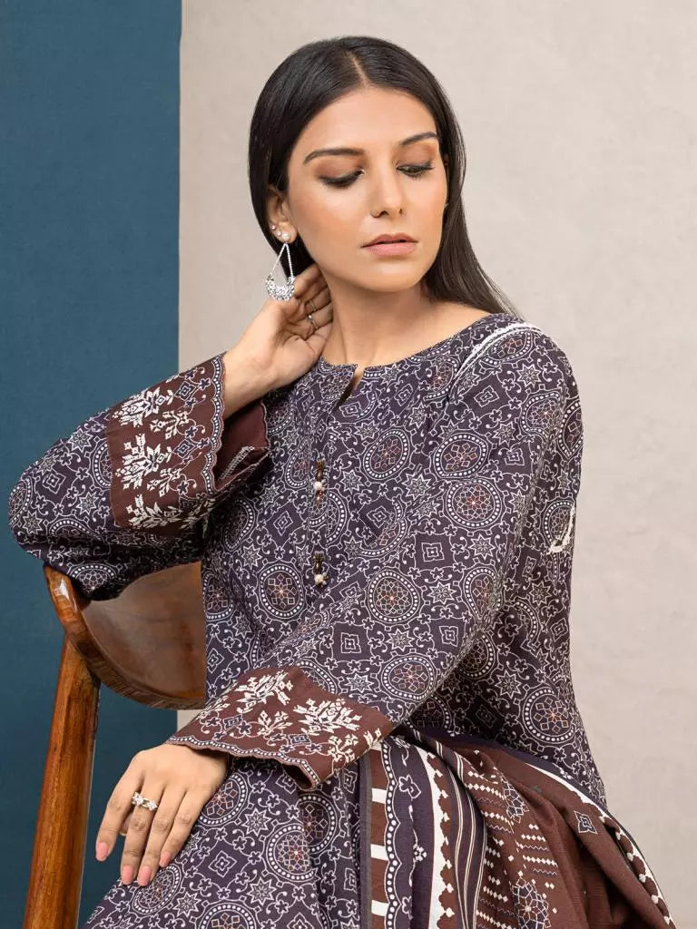 edenrobe Allure Printed Khaddar Unstitched 3Pc Suit EWU22A3-24459
