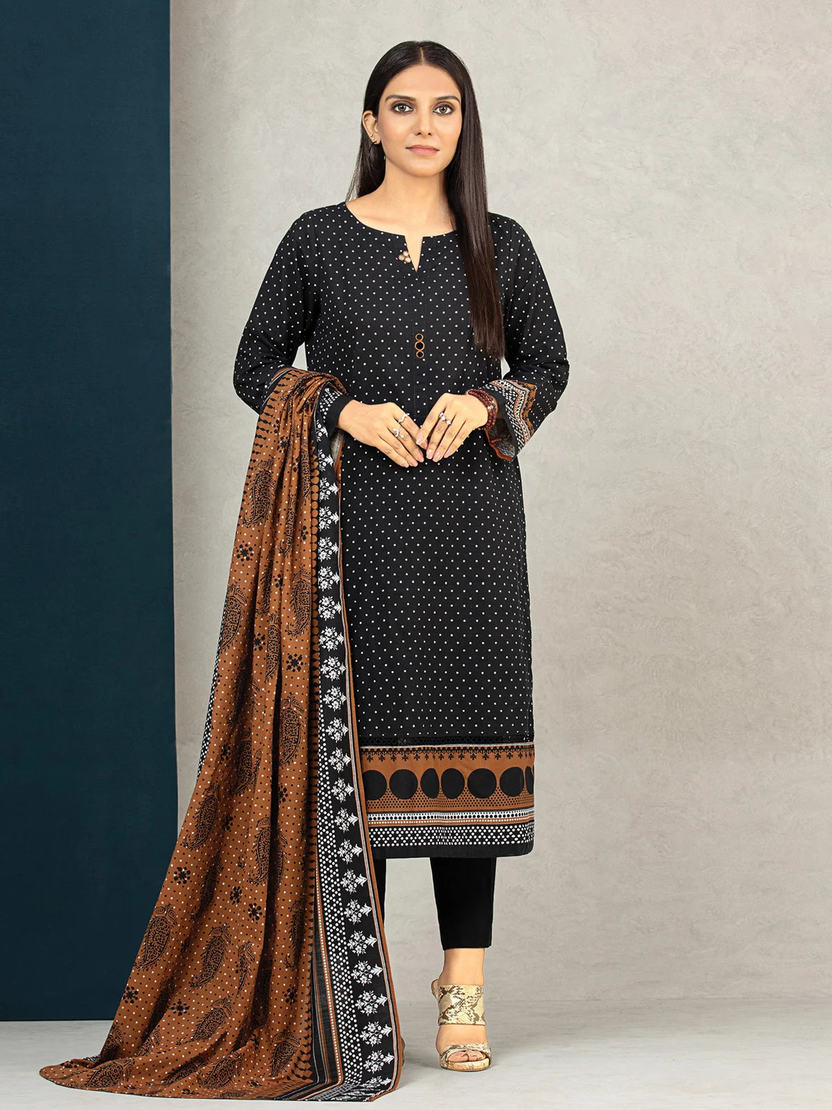 edenrobe Allure Printed Khaddar Unstitched 2Pc Suit EWU22A3-24567
