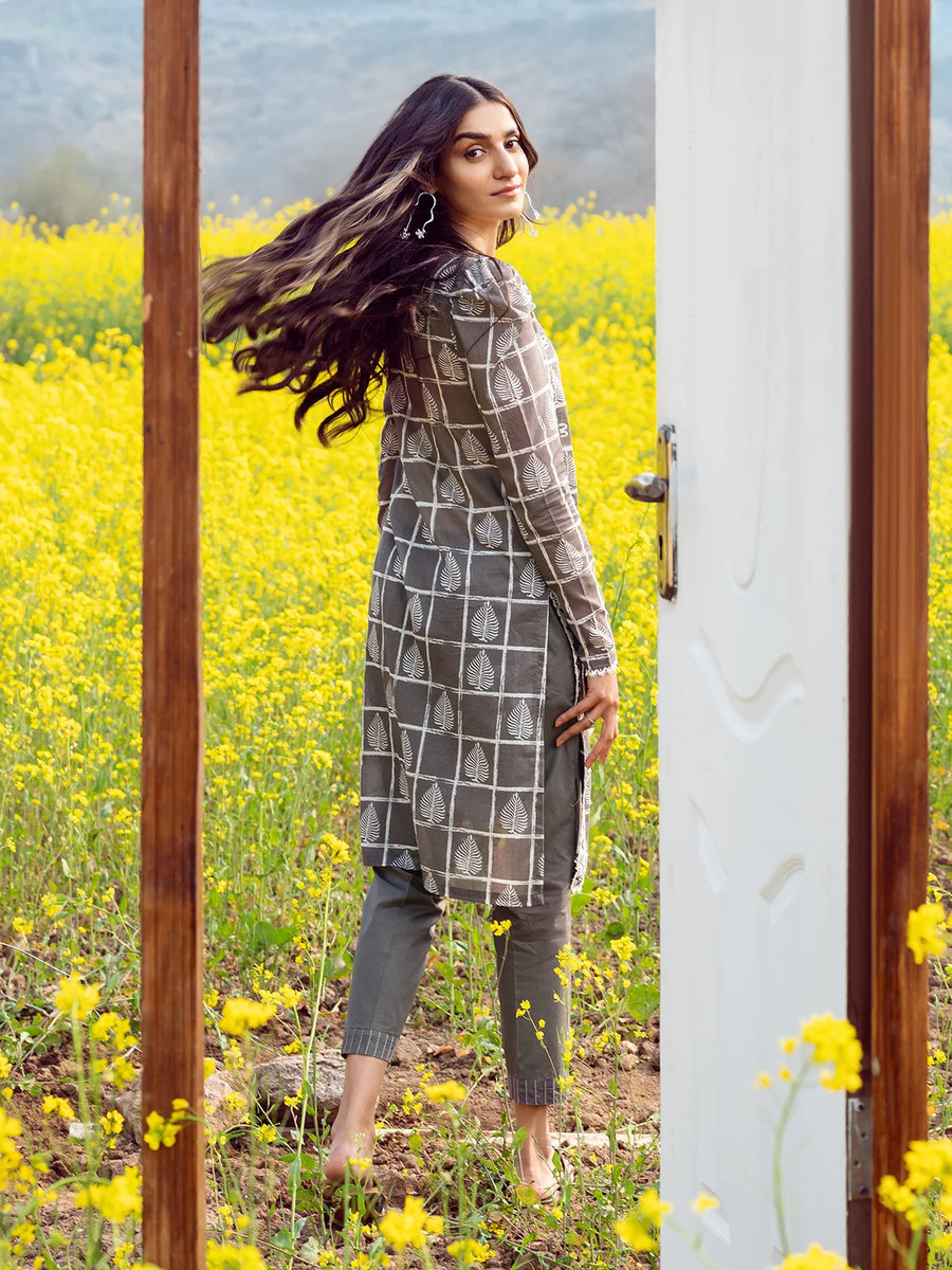 edenrobe Khayal Lawn EWU22V1-23545 - Dark Grey - 1 Piece