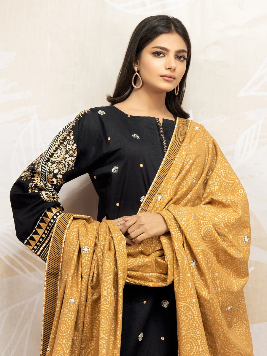 edenrobe Nayab Embroidered Lawn 3Pc Suit EWU22V1-23688