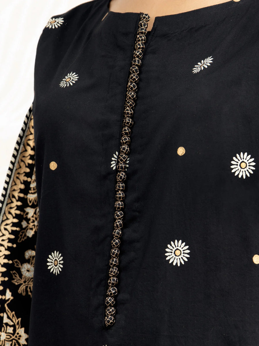 edenrobe Nayab Embroidered Lawn 3Pc Suit EWU22V1-23688