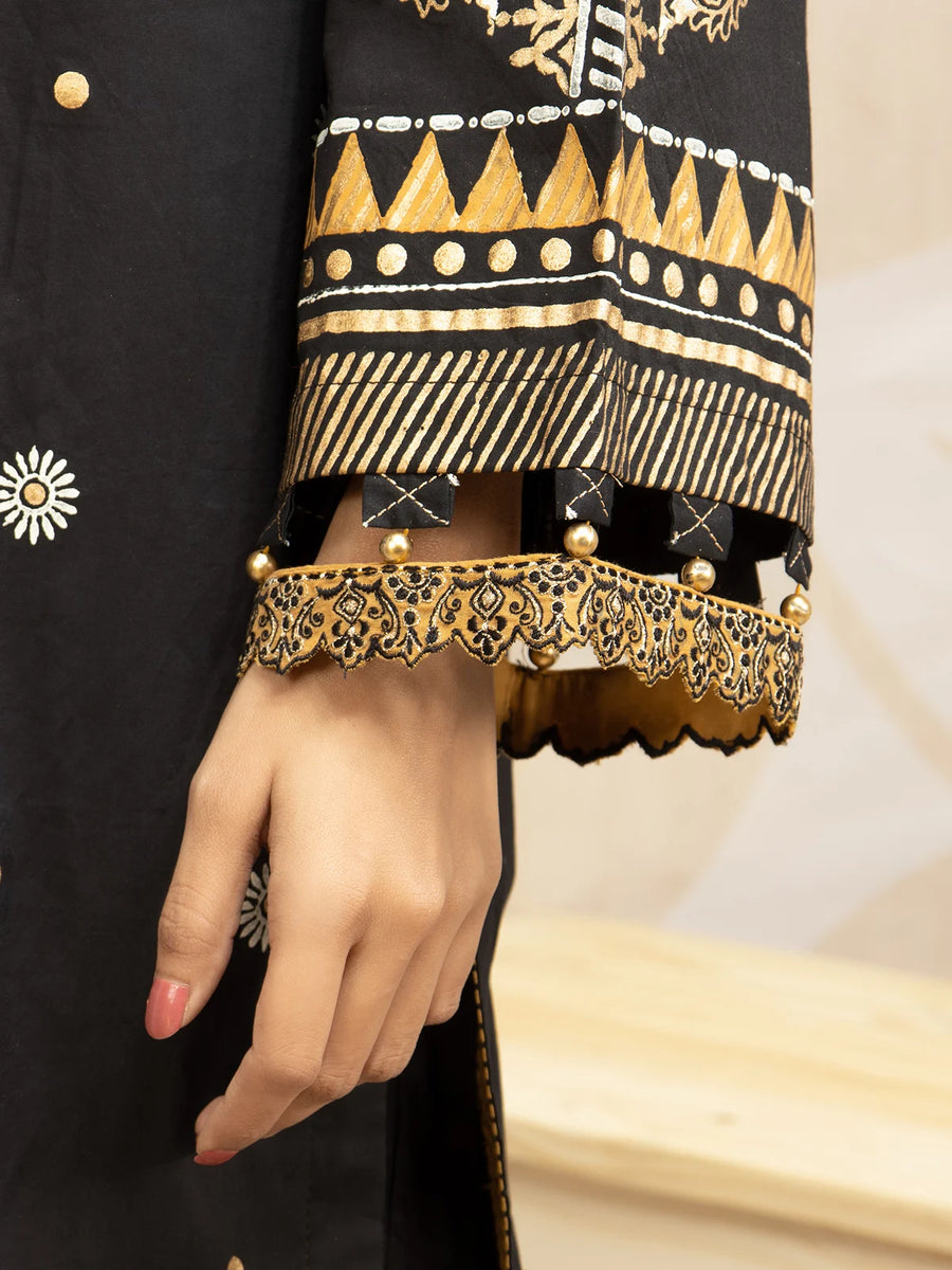 edenrobe Nayab Embroidered Lawn 3Pc Suit EWU22V1-23688