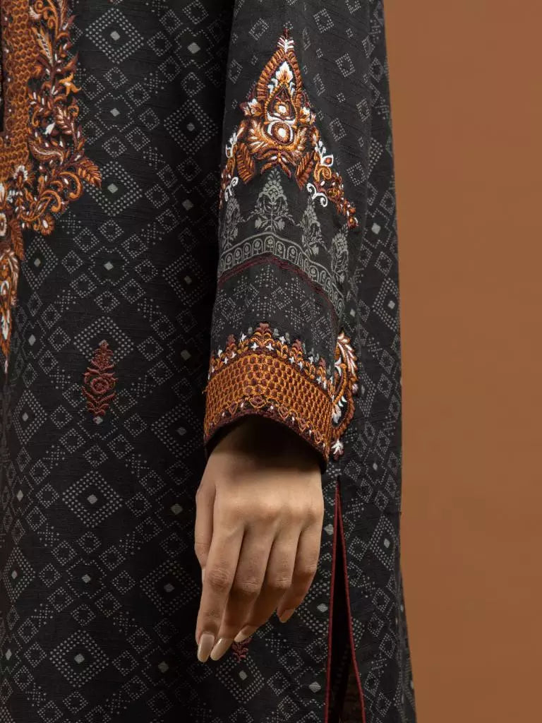 edenrobe Premium Embroidered Unstitched Khaddar 2Pc EWU22V11-25036