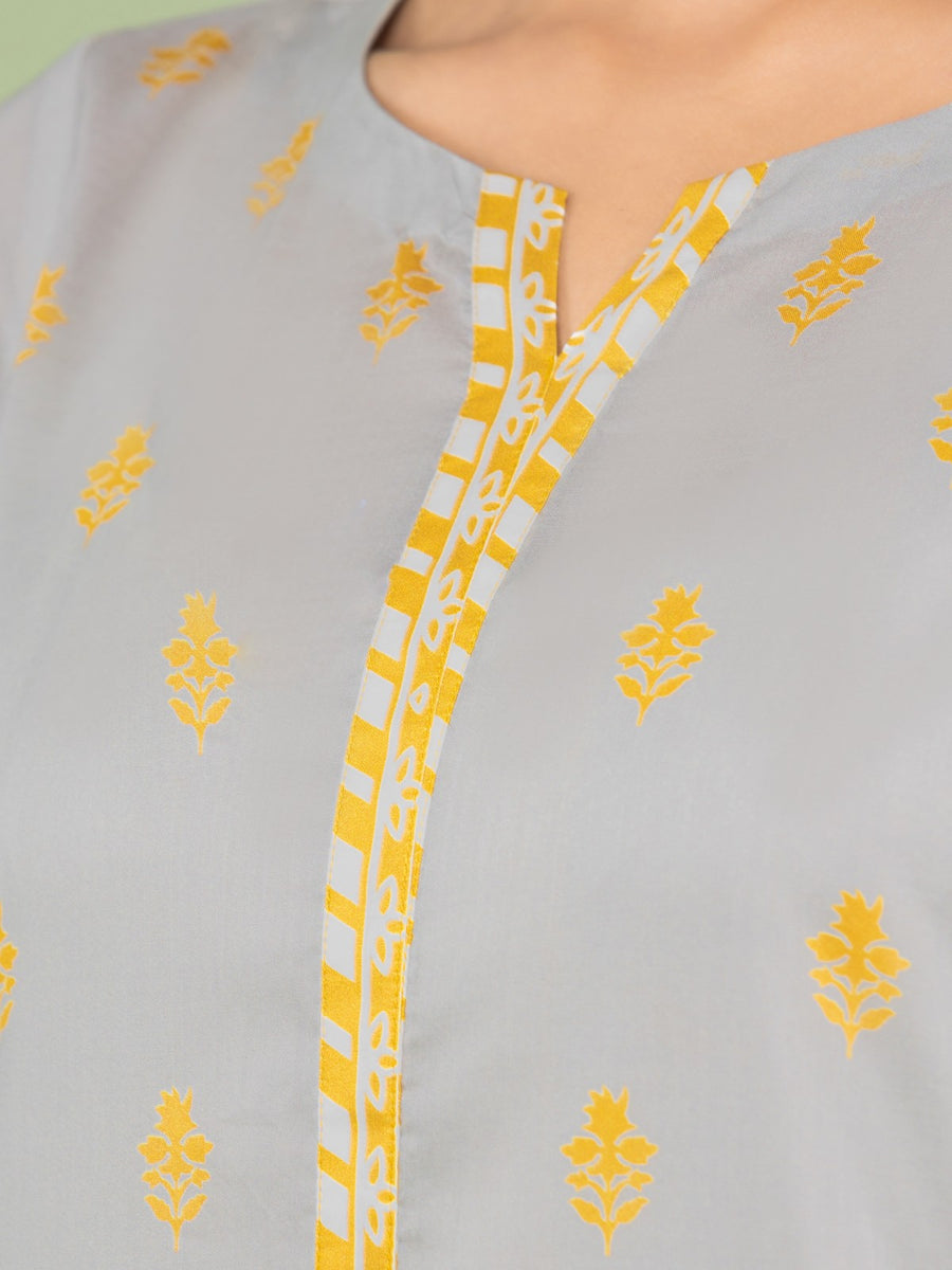 edenrobe Allure Lawn Unstitched Printed 3Pc Suit EWU23A1-26194