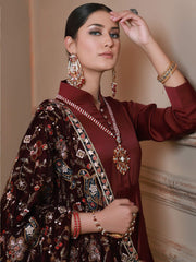 Emaan Adeel Luxury Embroidered Velvet Shawl Edition S-106 - FaisalFabrics.pk