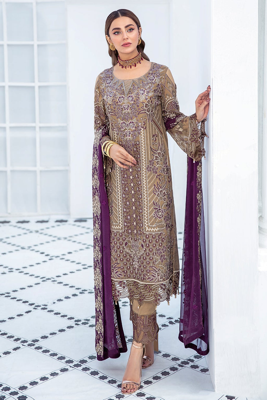 Ramsha Embroidered Luxury Chiffon Unstitched 3 Piece Suit F-2101 - FaisalFabrics.pk