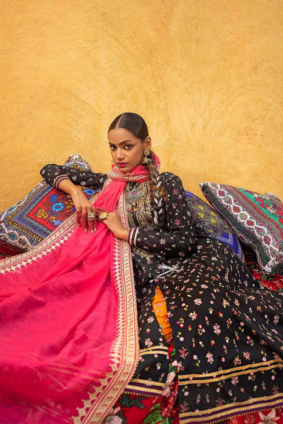 Gul Ahmed Festive Eid Embroidered Lawn Unstitched 3Pc Suit FE-32101