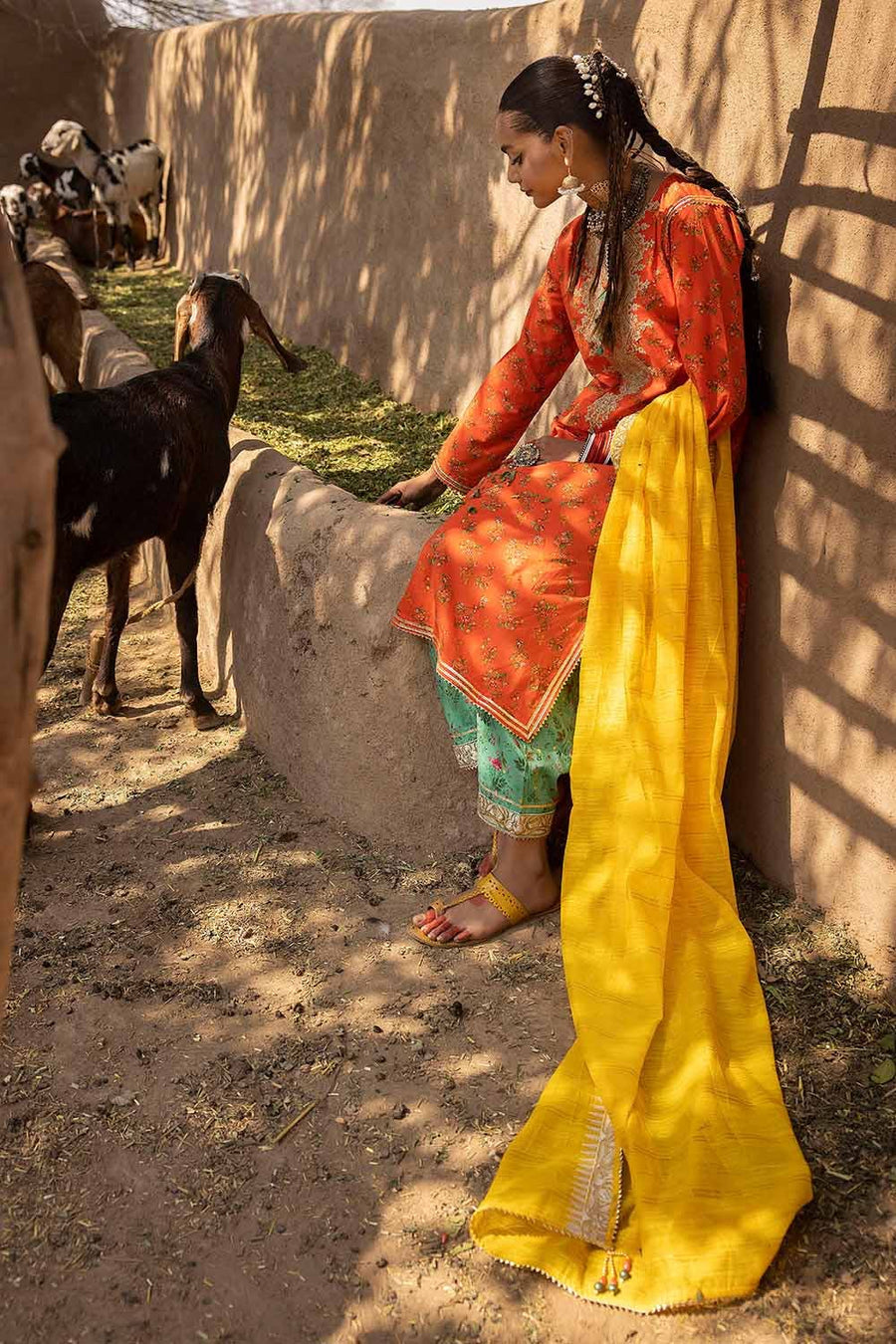Gul Ahmed Festive Eid Embroidered Lawn Unstitched 3Pc Suit FE-32102