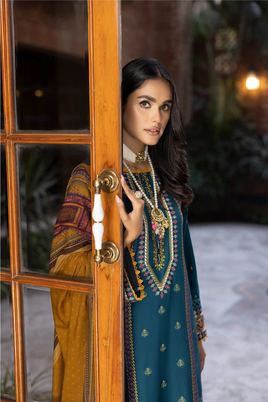 ZOYA by LALA Embroidered Woolen Unstitched 3Pc Suit D-08 HALCYON