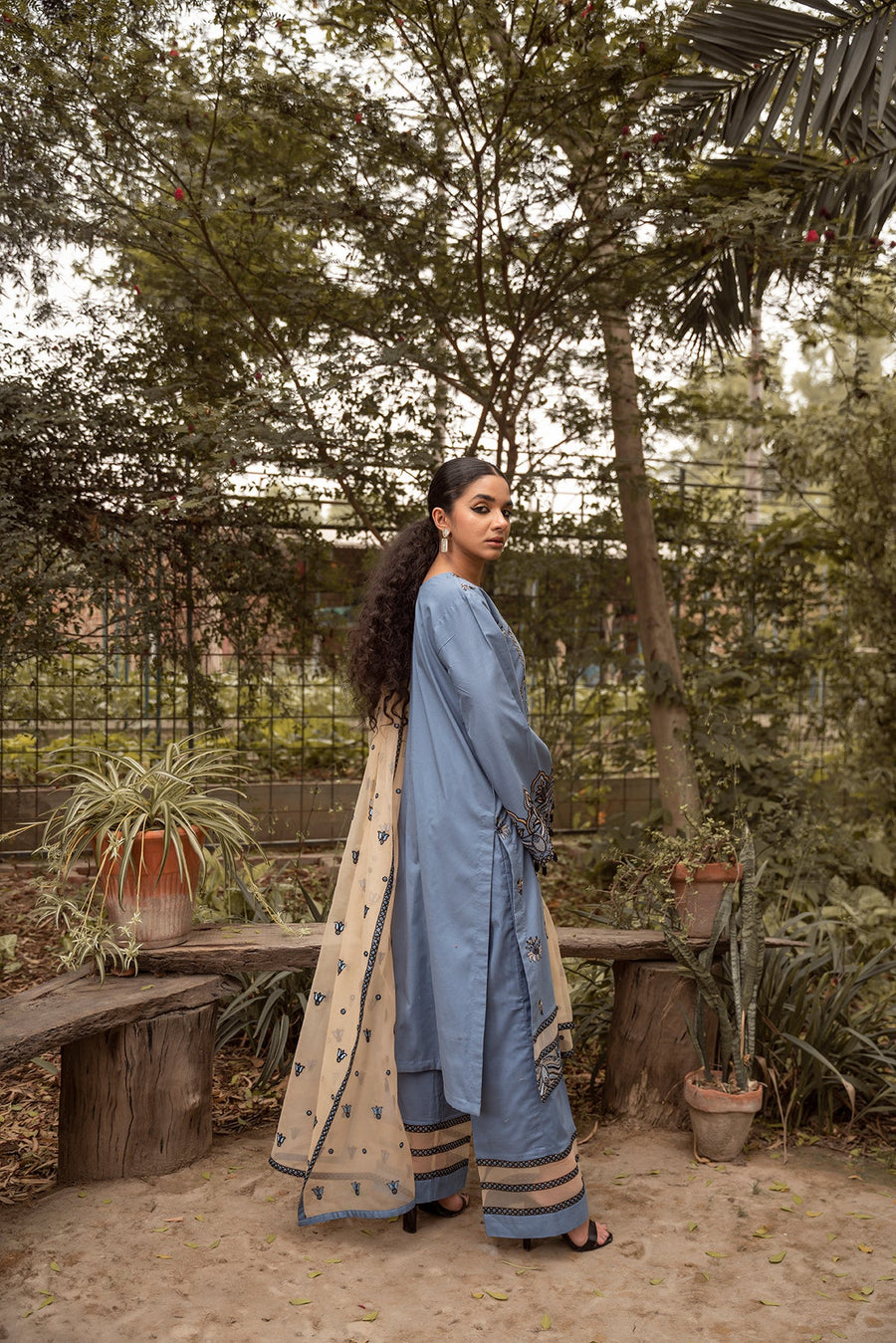 SURMAI Ae Ri Sakhi Embroidered Pret 3Pc Suit - HEER
