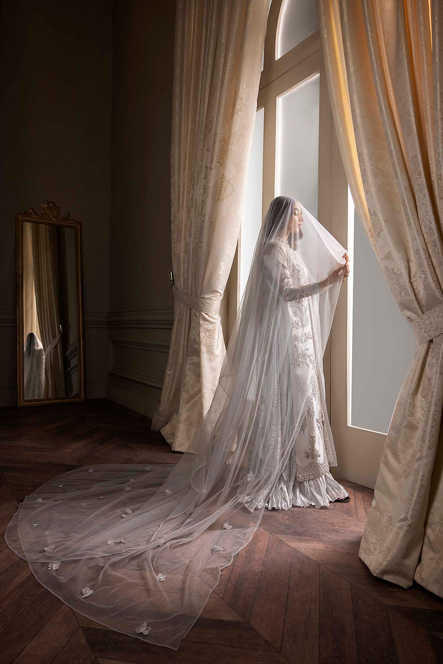 Nuriyaa Rozanne Ready to Wear - Halena