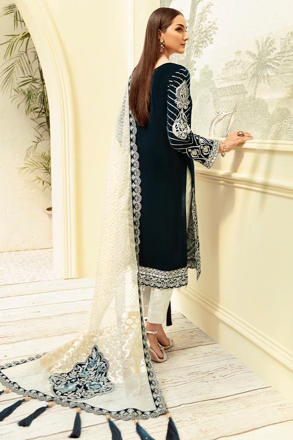 Imrozia Premium Embroidery La-Heritage Velvet 3PC Suit I.V-07 Maze Ocean - FaisalFabrics.pk