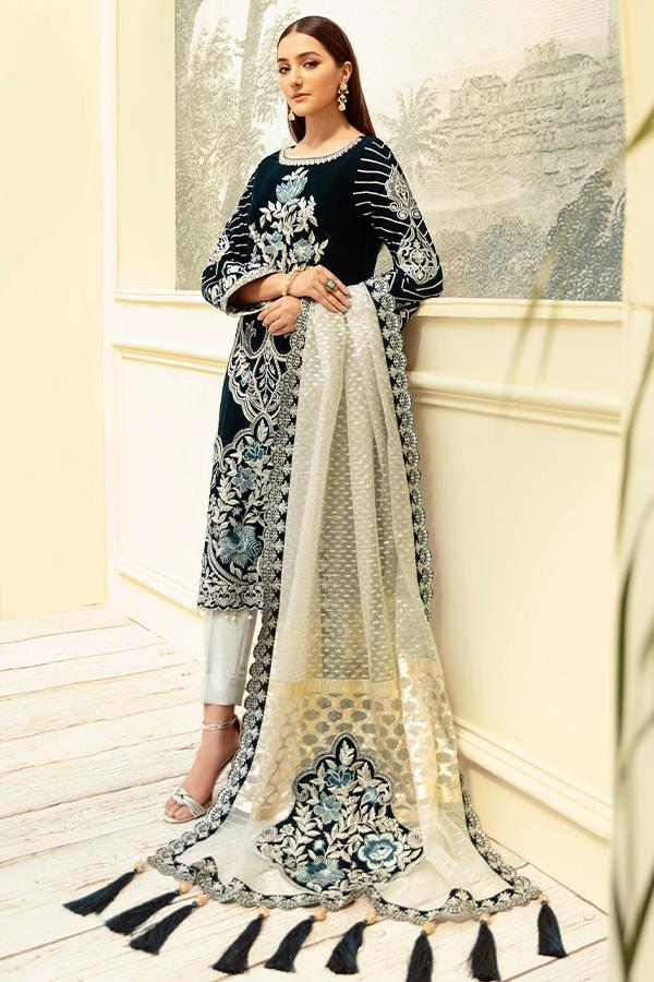 Imrozia Premium Embroidery La-Heritage Velvet 3PC Suit I.V-07 Maze Ocean - FaisalFabrics.pk