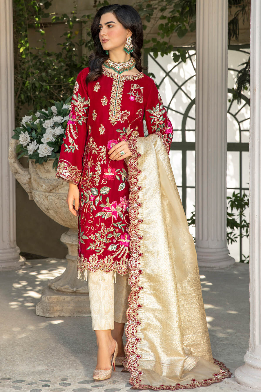 De Velour by Imrozia Premium Embroidered Velvet Suit I.V-14 Blood Stone