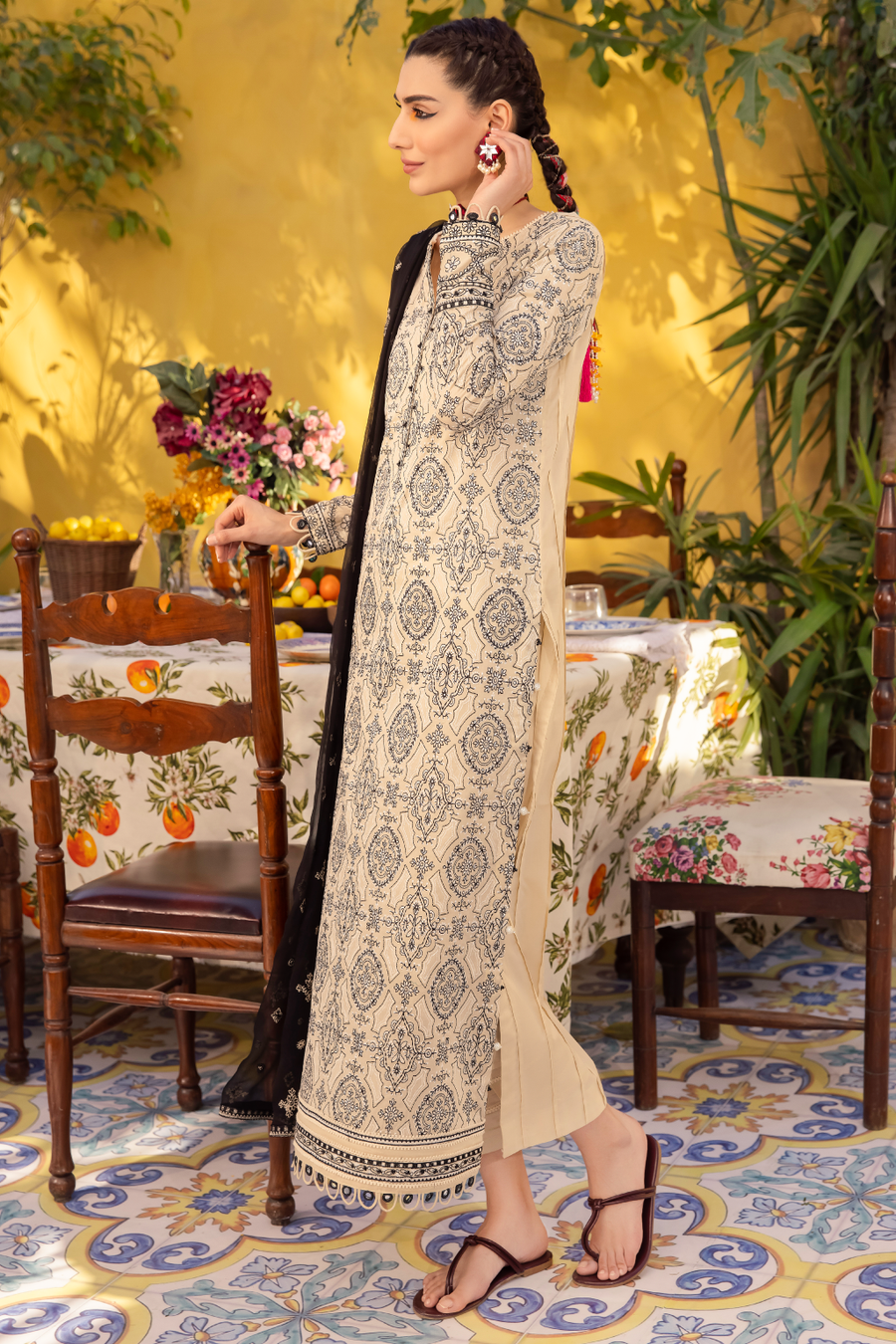 IZNIK ILARIA Embroidered Luxury Lawn Unstitched 3Pc Suit - GAIA
