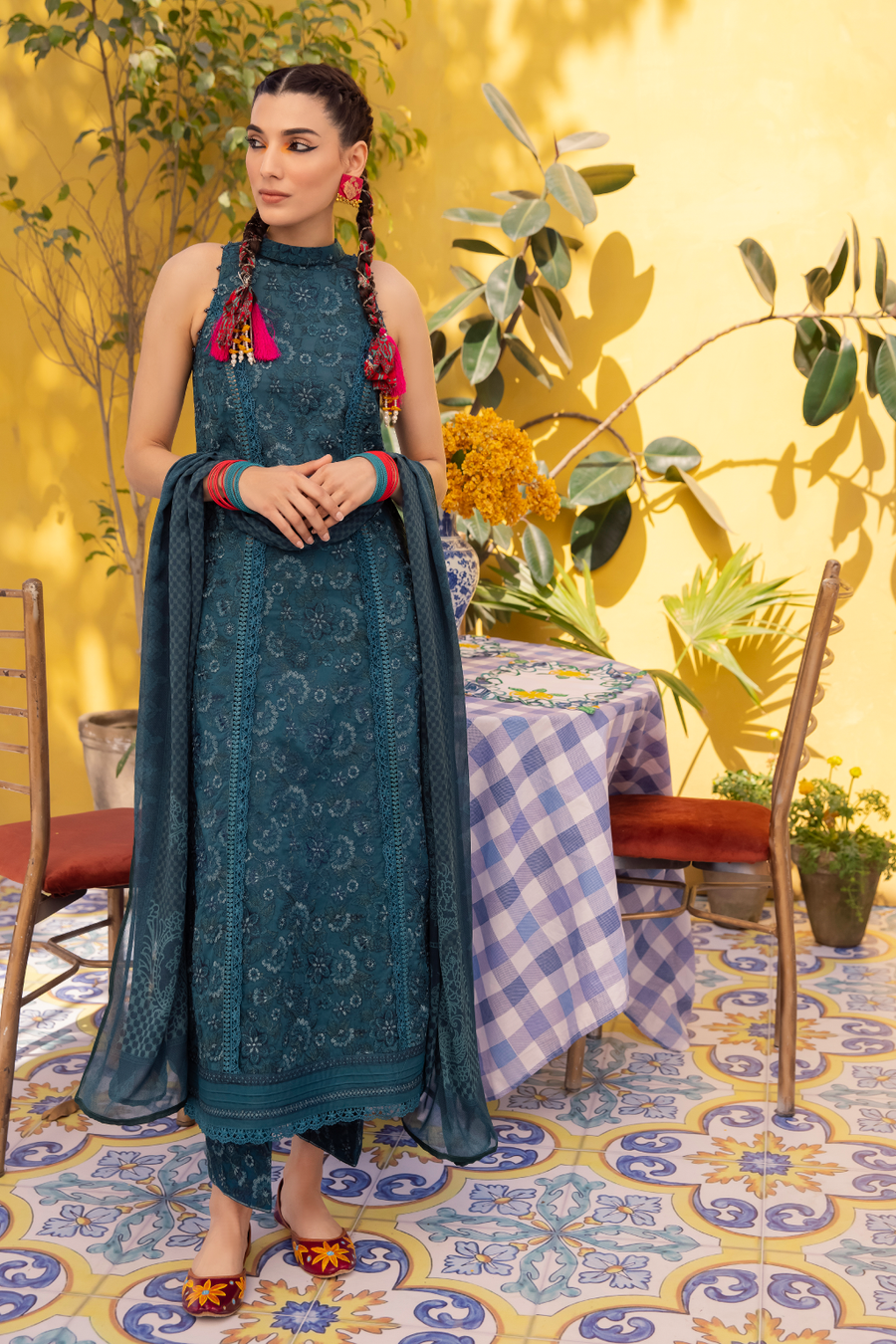 IZNIK ILARIA Embroidered Luxury Lawn Unstitched 3Pc Suit - SILVIA