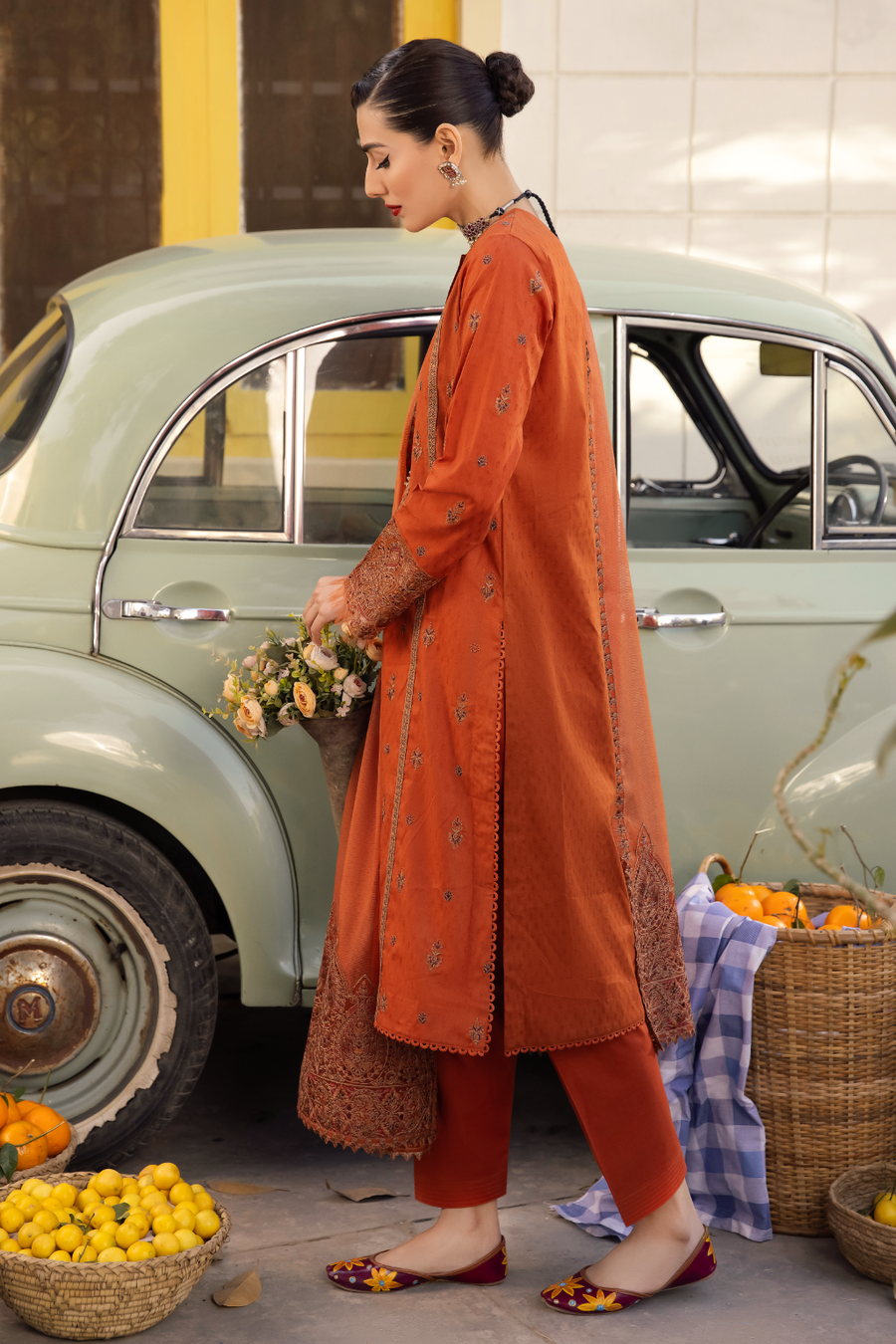 IZNIK ILARIA Embroidered Luxury Lawn Unstitched 3Pc Suit - NOEMI