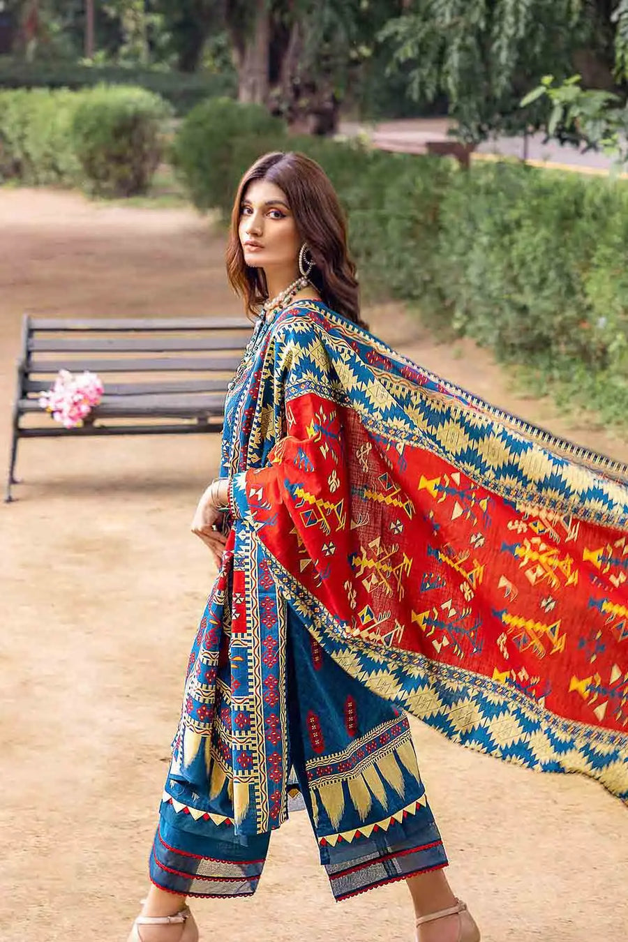 Gul Ahmed Winter Khaddar Unstitched Printed 3Pc Suit K-22039 B