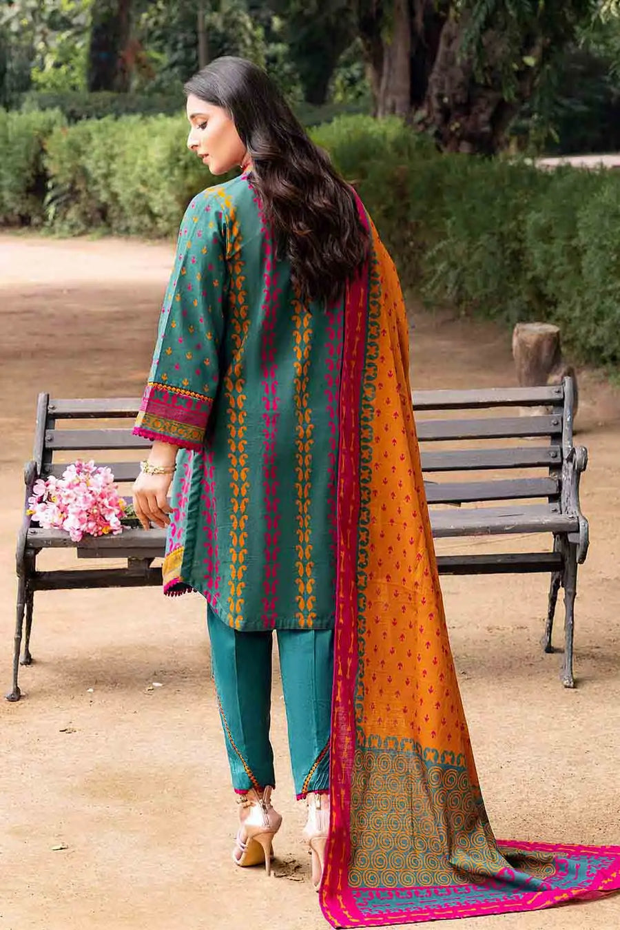 Gul Ahmed Winter Khaddar Unstitched Printed 3Pc Suit K-22042 A