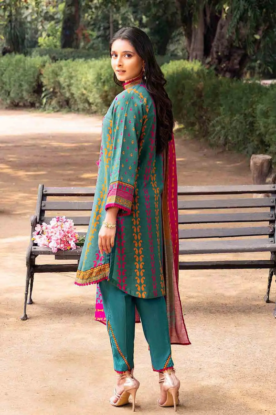 Gul Ahmed Winter Khaddar Unstitched Printed 3Pc Suit K-22042 A