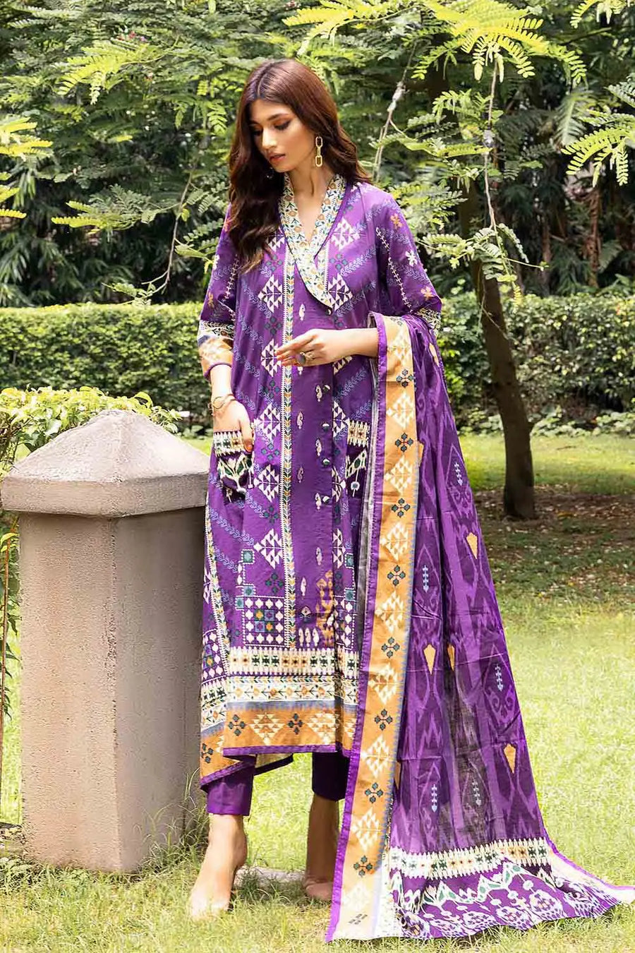 Gul Ahmed Winter Khaddar Unstitched Printed 3Pc Suit K-22057