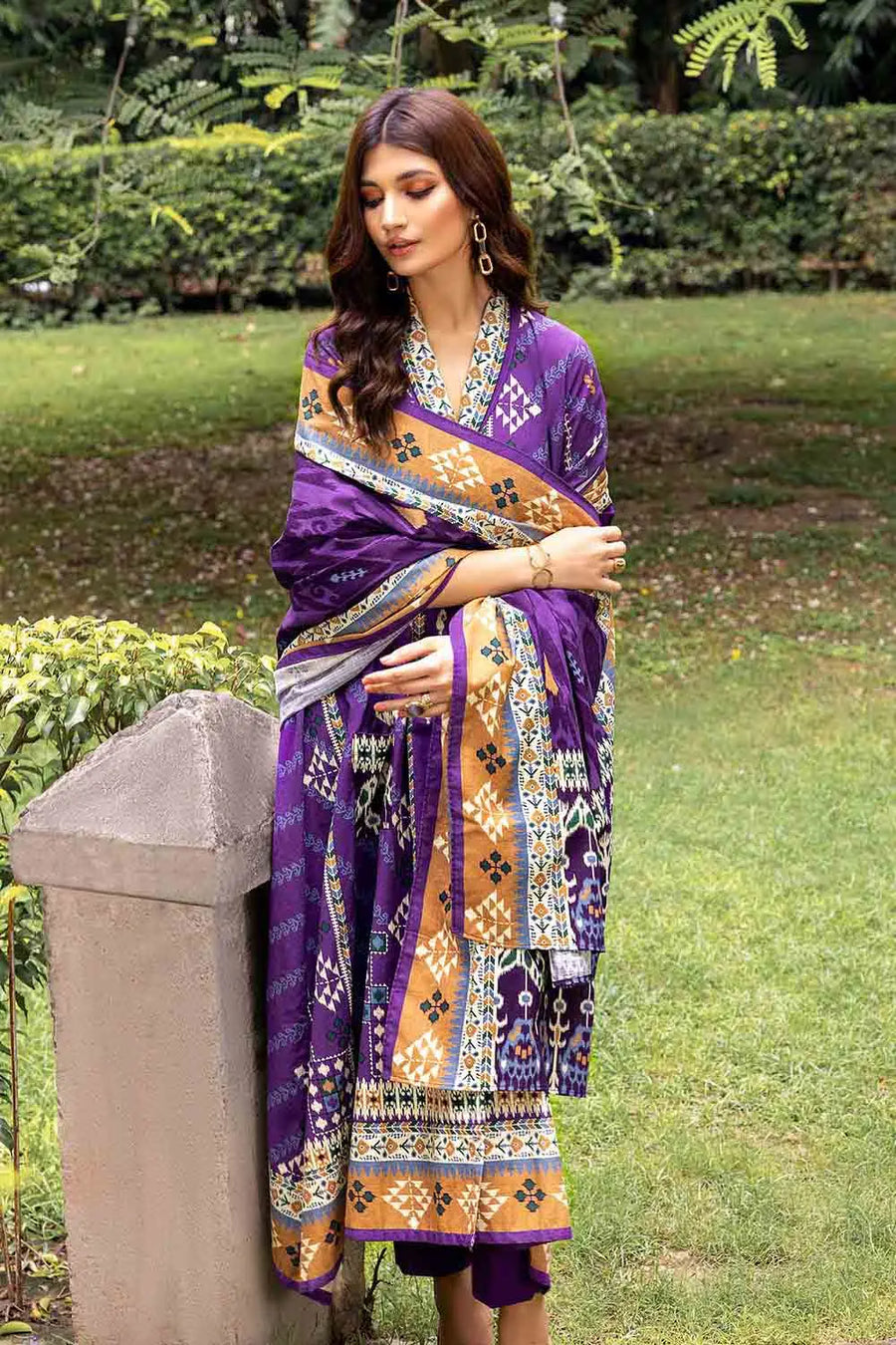 Gul Ahmed Winter Khaddar Unstitched Printed 3Pc Suit K-22057