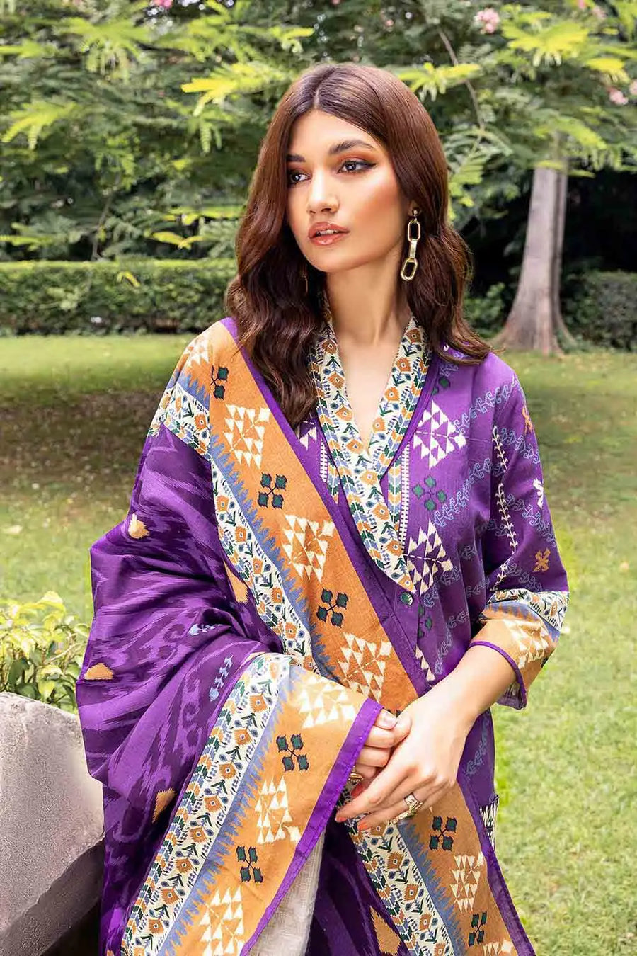 Gul Ahmed Winter Khaddar Unstitched Printed 3Pc Suit K-22057