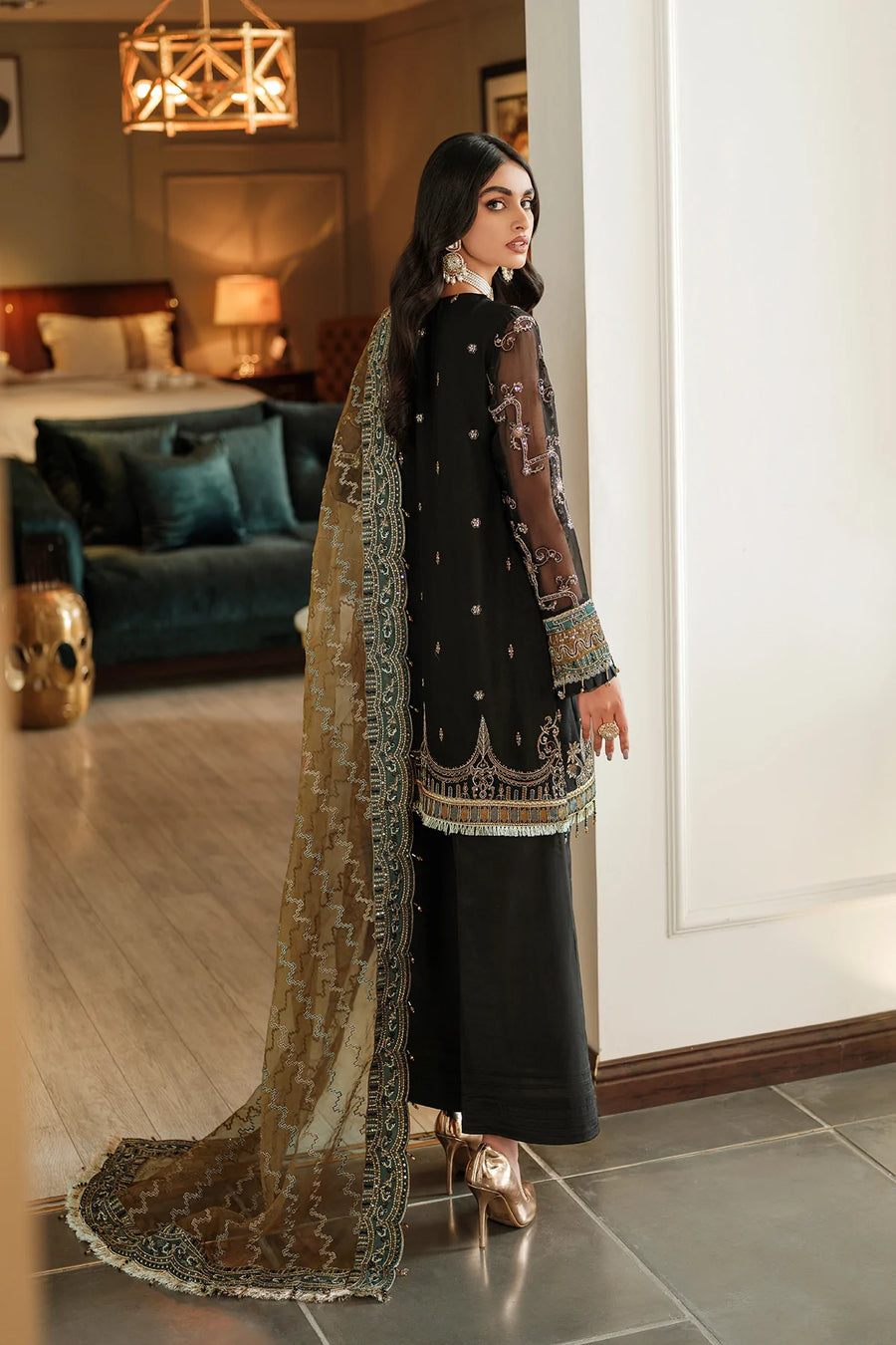 FARASHA Lueur Unstitched Embroidered Luxury Chiffon Suit 06-KIARA