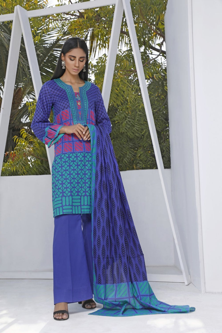 Ittehad Crystal Lawn 2021 Unstitched 3 Piece Printed Suit CL-21117-A - FaisalFabrics.pk