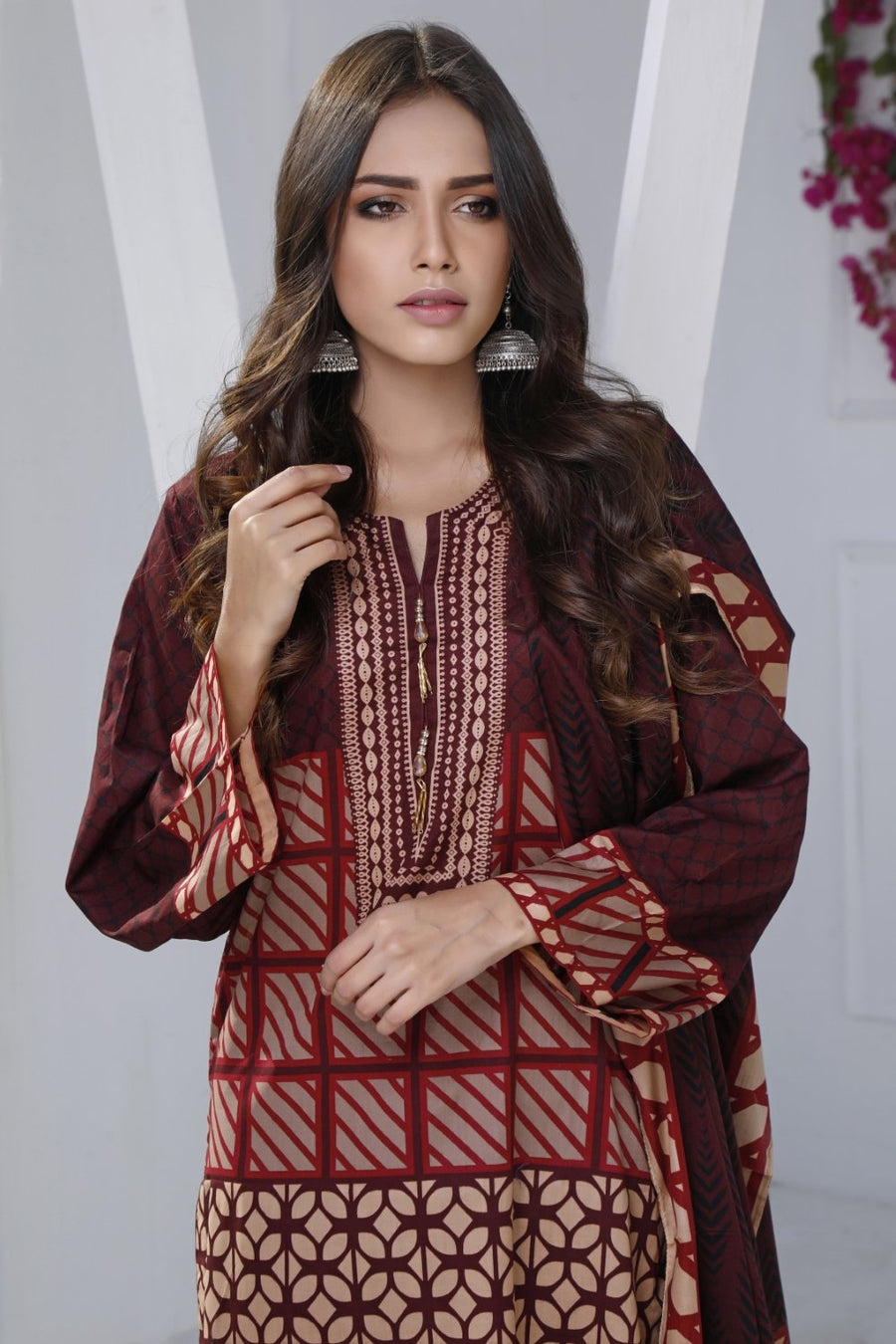 Ittehad Crystal Lawn 2021 Unstitched 3 Piece Printed Suit CL-21117-B - FaisalFabrics.pk
