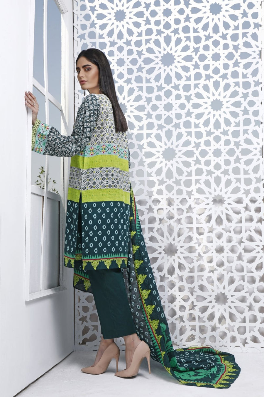 Ittehad Crystal Lawn 2021 Unstitched 3 Piece Printed Suit CL-21120-B - FaisalFabrics.pk