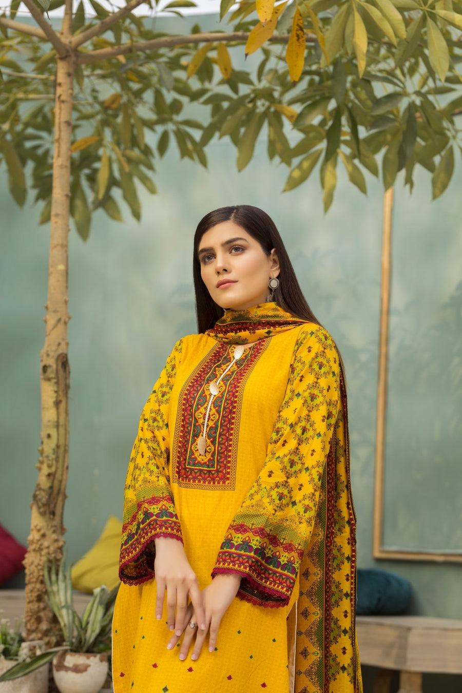 Ittehad Crystal Lawn 2021 Unstitched 3 Piece Printed Suit CL-21140-A - FaisalFabrics.pk