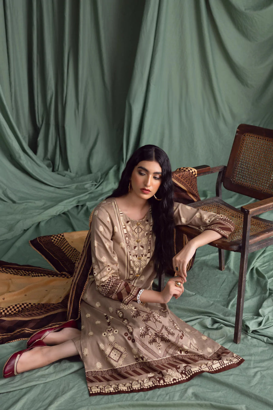 Ittehad Textiles Unstitched Printed Linen 3Pc Suit LNB - 010B