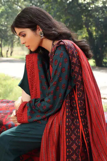 Gul Ahmed Pure Joy of Winter Printed Twill Linen 3Pc Suit LT-12015 B